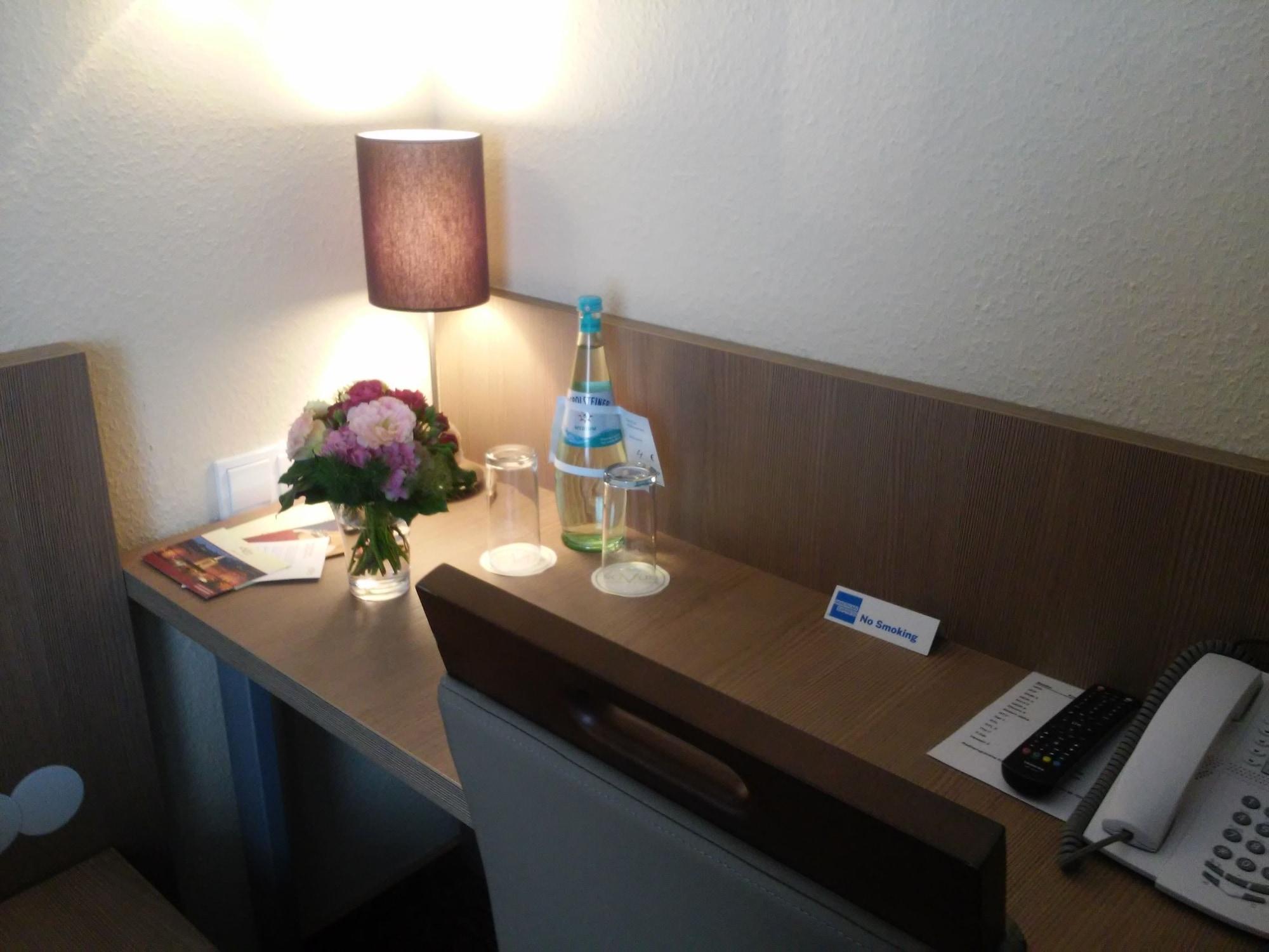 Hotel Boulevard Stuttgart Zewnętrze zdjęcie