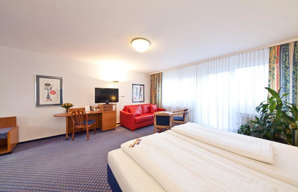 Hotel Boulevard Stuttgart Zewnętrze zdjęcie