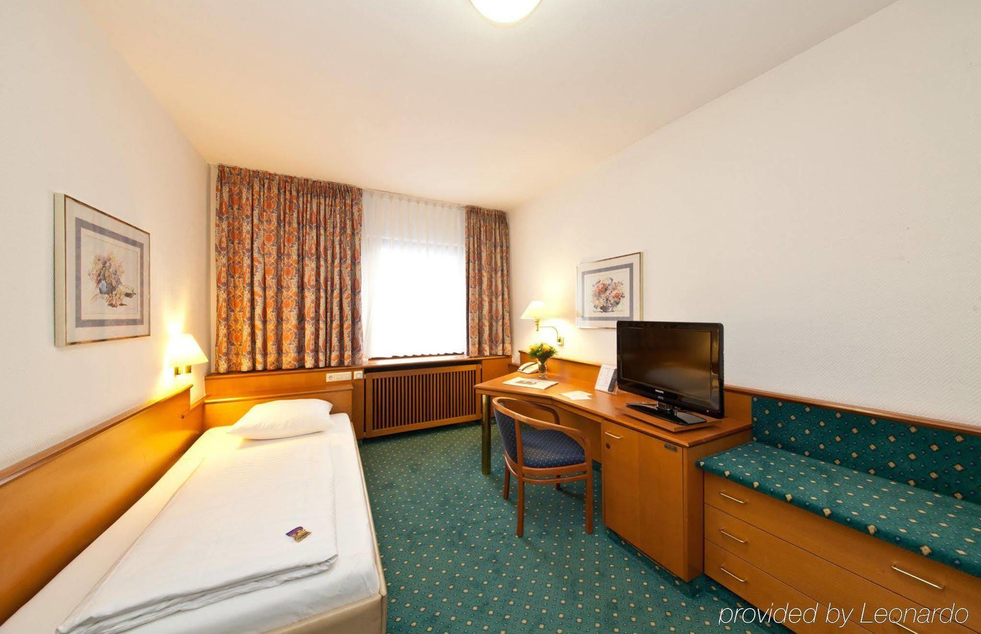 Hotel Boulevard Stuttgart Zewnętrze zdjęcie