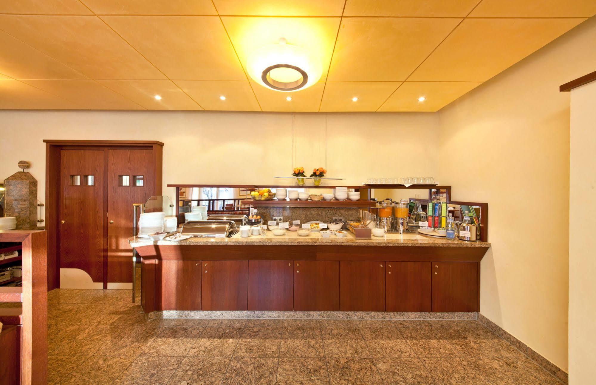 Hotel Boulevard Stuttgart Zewnętrze zdjęcie