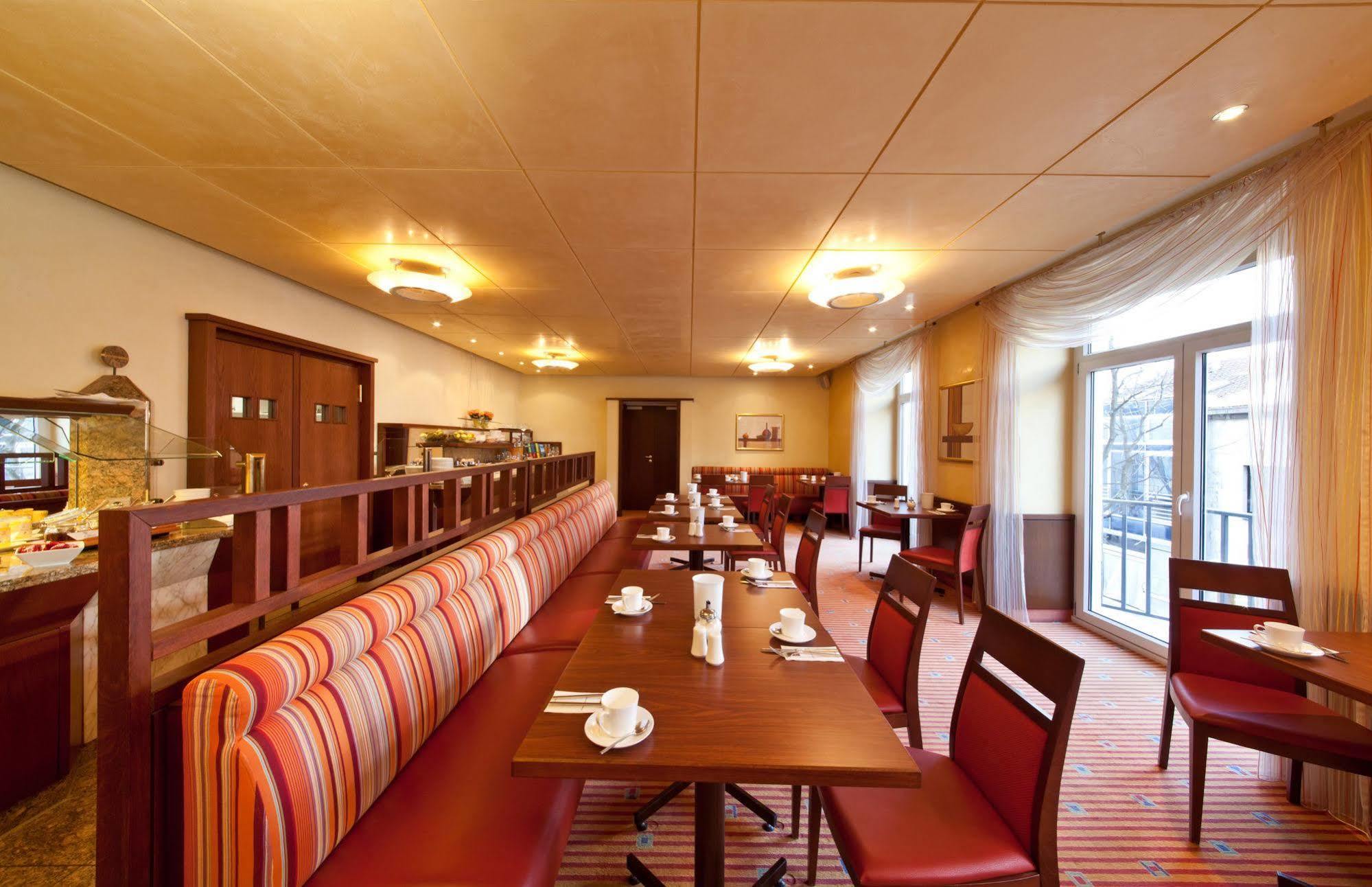Hotel Boulevard Stuttgart Zewnętrze zdjęcie